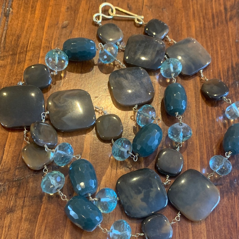 Banana Republic Elegant Blue and Gray Beaded Necklace
